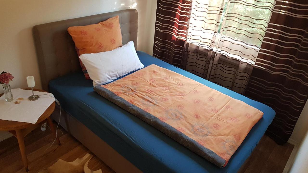 Stadtnahe Wohnung Mit Kl.Balkon Und Parkplatz Oldenburg Dış mekan fotoğraf