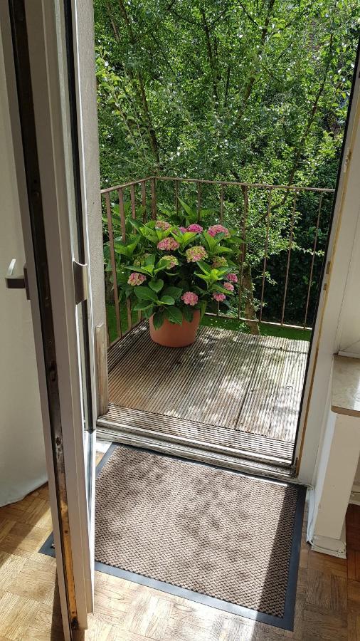 Stadtnahe Wohnung Mit Kl.Balkon Und Parkplatz Oldenburg Dış mekan fotoğraf