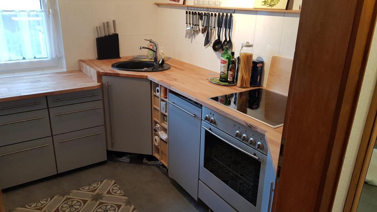 Stadtnahe Wohnung Mit Kl.Balkon Und Parkplatz Oldenburg Dış mekan fotoğraf